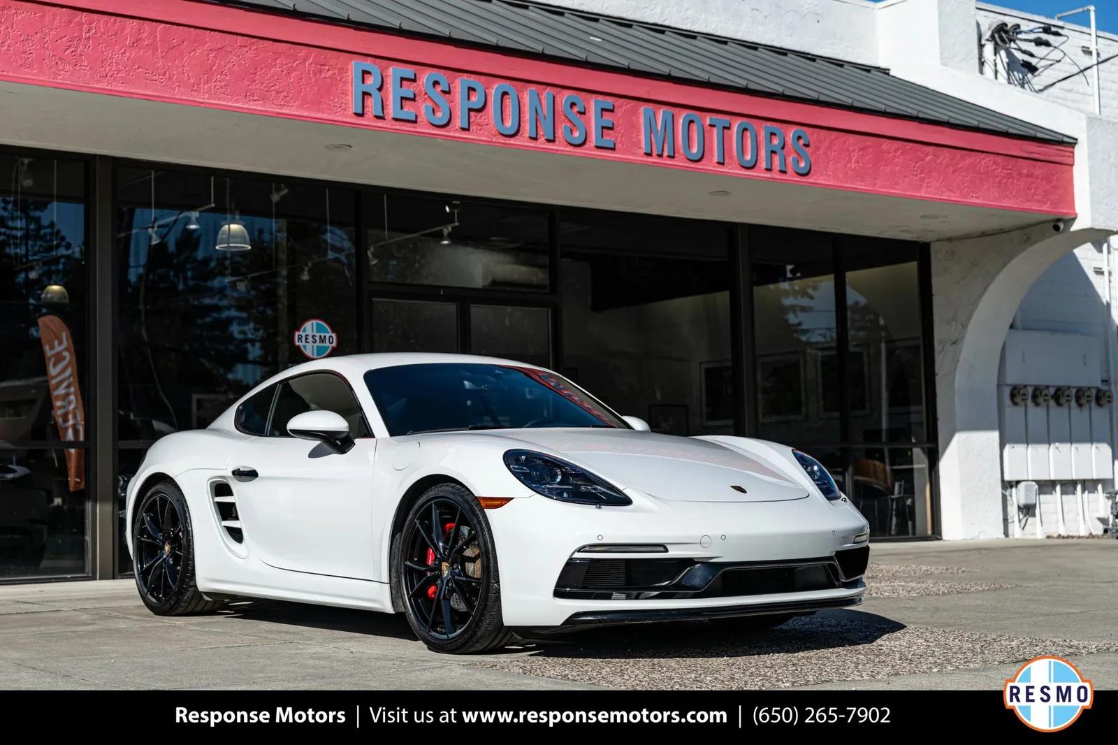 2022 Porsche 718 Cayman